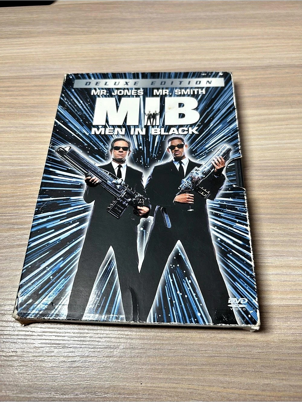 Columbia Pictures Men in Black Deluxe Edition DVD Set
